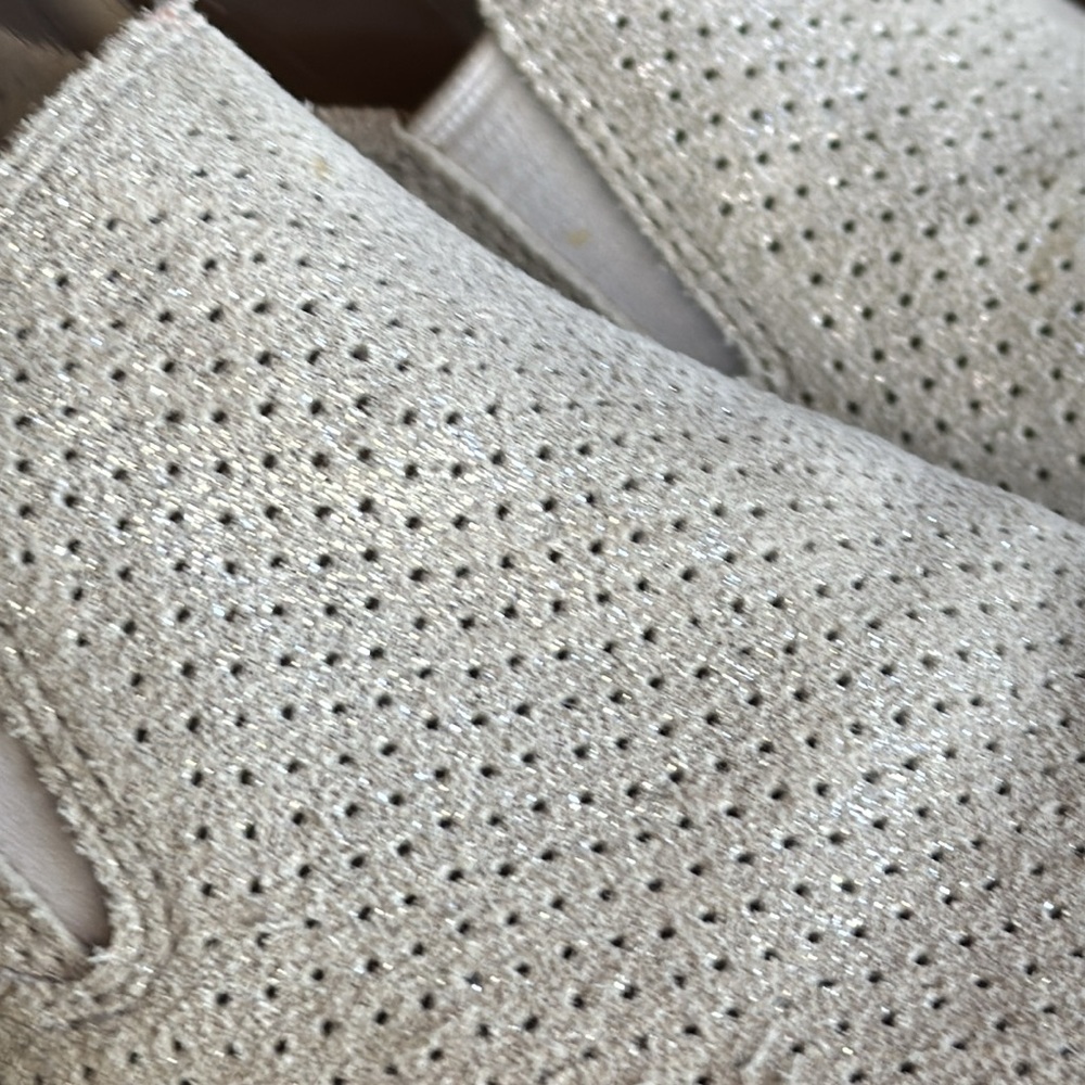 Ugg Adley Silver Slip On Sneaker - Picture 7 of 9
